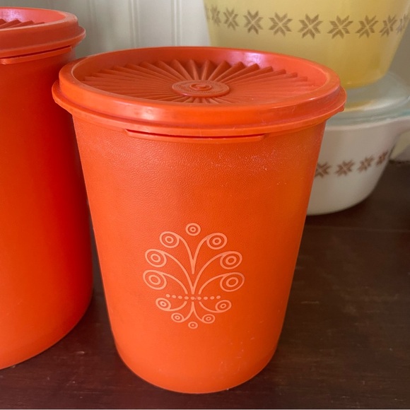 Vintage Tupperware Servalier Orange Canister Collection🧡 - Picture 2 of 10
